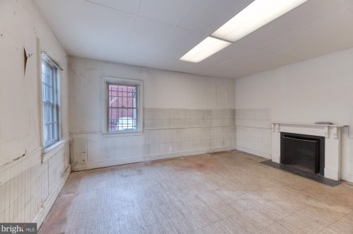 1837 19 St, Washington DC 20002-3009 exterior