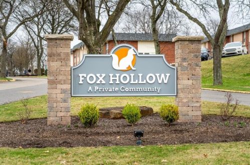 314 College Park Dr, Moon Twp PA  15108-2312 exterior