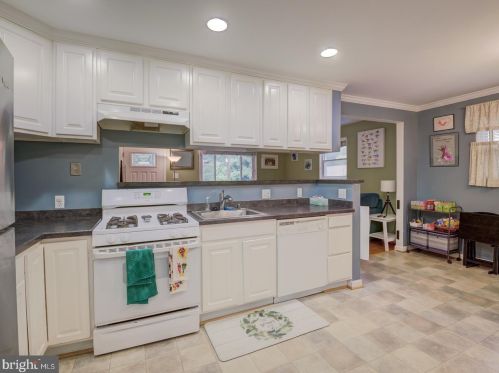 10815 Tenbrook Ct, Silver Spring MD 20901-1029 exterior