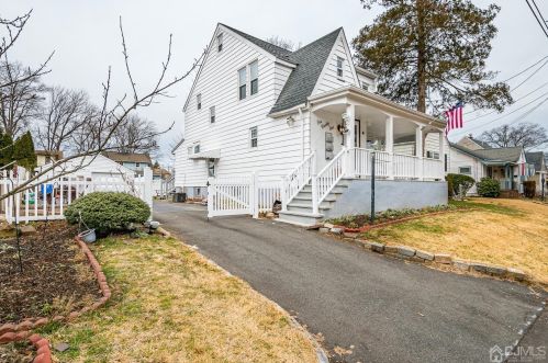 191 Berkley Ct, Iselin, NJ 08830-2047