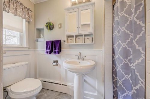 53 Commonwealth Ave, Middletown NY 10940-4730 exterior