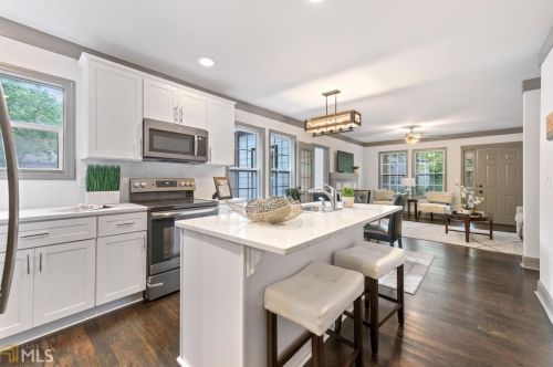 1741 Derry Ave, Atlanta GA  30310-1503 exterior