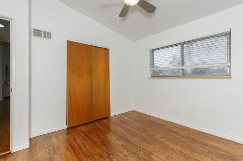 9401 Ln Jolla Dr, Saint Louis MO 63132-2119 exterior