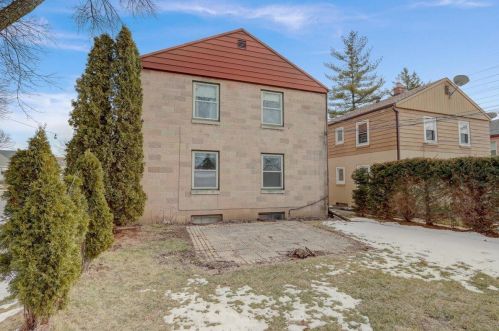 125 74th St, Milwaukee WI 53214-1530 exterior