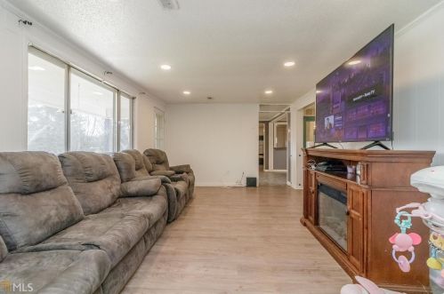 580 Friendship Rd, Chickamauga GA 30707-7814 exterior