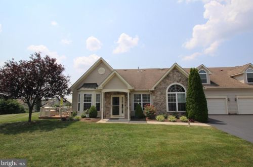 472 Pebble Beach Dr, Limerick, PA 19468-1044