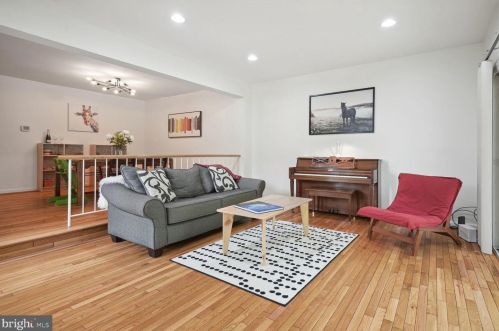 862 New Mark Esplanade, Rockville MD 20850-2736 exterior