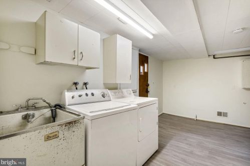 3373 Runnymede Pl, Washington DC 20015-2415 exterior