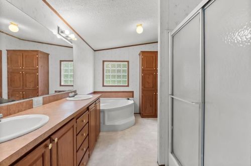 44 Ridge View Ln, Huntsville TX 77340-2558 exterior