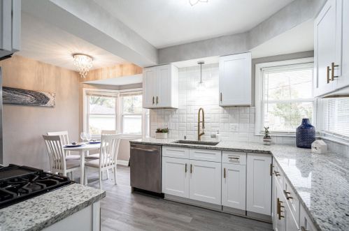 4210 Congress St, Milwaukee WI  53209-5836 exterior