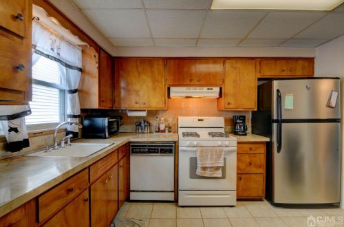 511 Jackson Ave, Rahway NJ 07065-3513 exterior