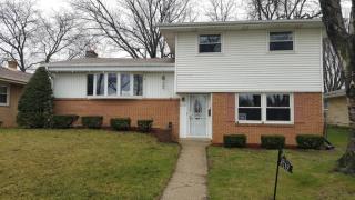 8719 Grantosa Dr, Milwaukee WI  53225-4942 exterior