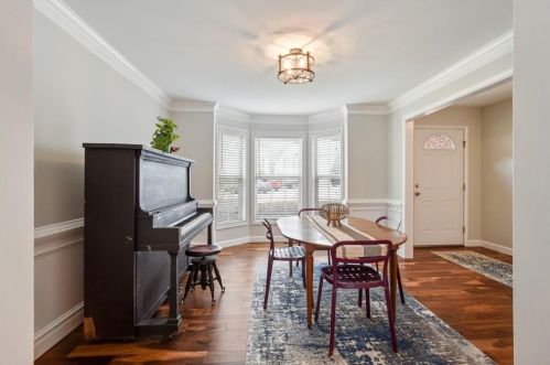 1422 Brookside Manor Ct, Tucker GA  30084-7828 exterior