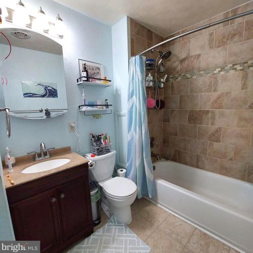 6 Bella Coola Trl, Browns Mills NJ 08015-6633 exterior