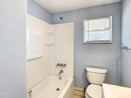 1508 Waters Ave, Tampa FL 33604-2724 exterior