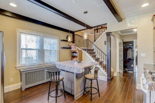 2106 34, Milwaukee WI 53215-2301 exterior