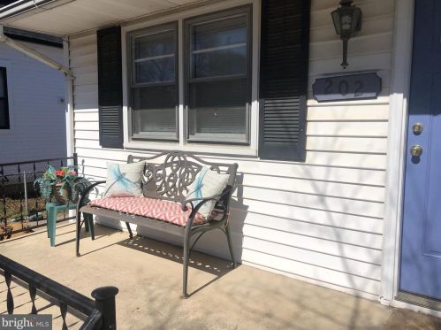 202 England Ter, Rockville, MD 20850-1632