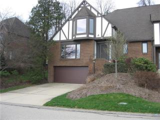 417 Forest Highlands Dr, Pittsburgh, PA 15238-1340