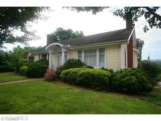 459 Main St, Elkin, NC 28621-3515