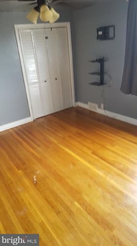 7926 Gilbert St, Philadelphia PA 19150-2506 exterior