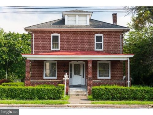 24 Vine St, Pottstown, PA 19464-6817