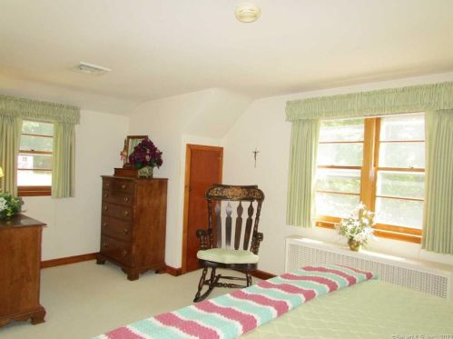 207 Eno Ave, Torrington CT 06790-5625 exterior