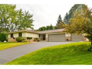 4380 Malmo Cir, Saint Paul, MN 55123-1737