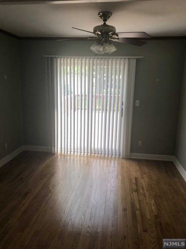 245 Larch Ave, Dumont NJ  07628-1341 exterior