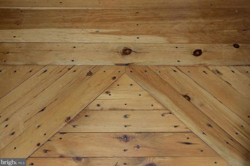 426 Dolly Dr, Lancaster PA 17601-3619 exterior