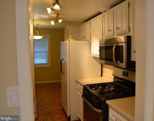 8902 16th St, Silver Spring MD 20910-2231 exterior