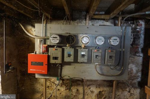 1851 Cambria St, Philadelphia PA 19134-3519 exterior