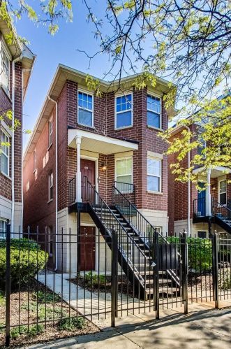 651 Elm St, Chicago, IL 60610-2434