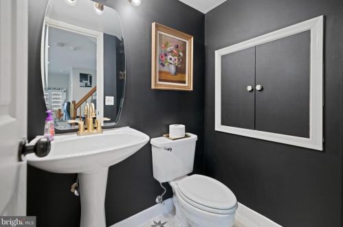 5412 Chieftain Cir, Alexandria VA 22312-2332 exterior