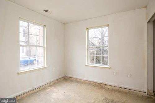 148 Fountain Ave, Trenton NJ  08618-3826 exterior