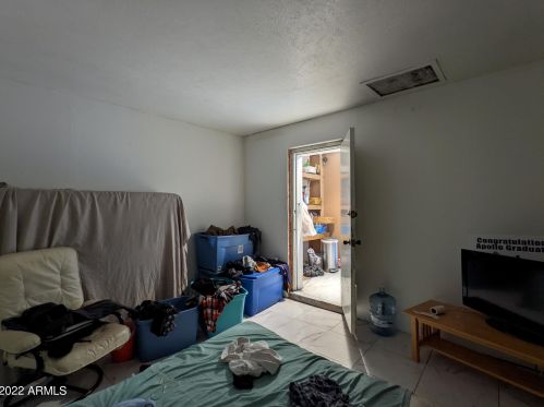 4225 Cavalier Dr, Phoenix AZ 85017-1727 exterior