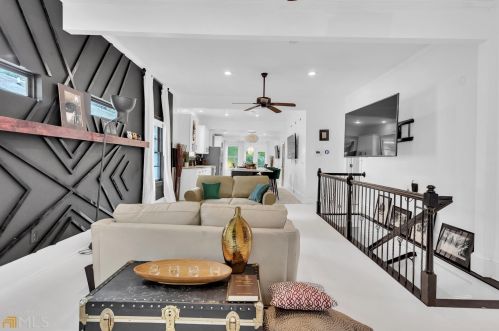 548 Holderness St, Atlanta GA 30310-1750 exterior