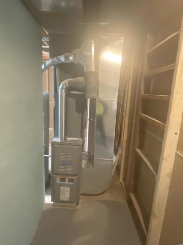 1130 Chambers Rd, Saint Louis MO 63137-1507 exterior