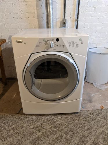 1611 Columbus St, Manitowoc WI 54220-5622 exterior