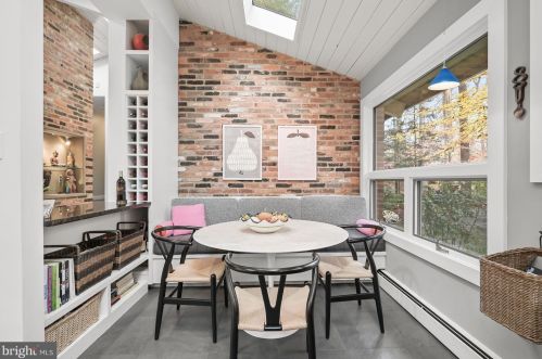 10113 Bevern Ln, Rockville MD 20854-2130 exterior