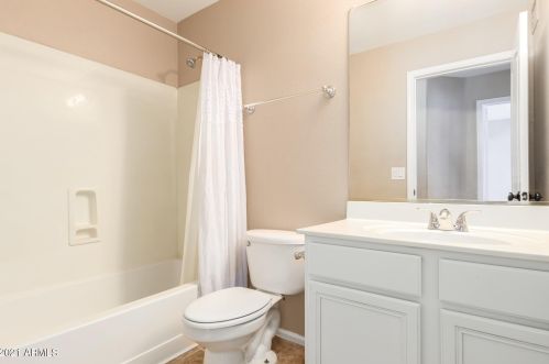 22816 34th Dr, Phoenix AZ  85027-7024 exterior