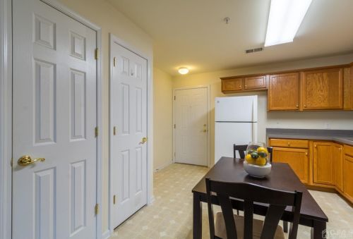 183 Liddle Ave, Edison NJ  08837-3153 exterior