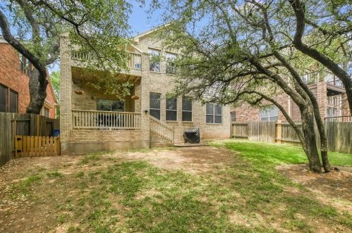 313 El Socorro Ln, Austin TX 78732-2448 exterior