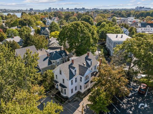 94 Woodford St, Portland ME 04103-4513 exterior