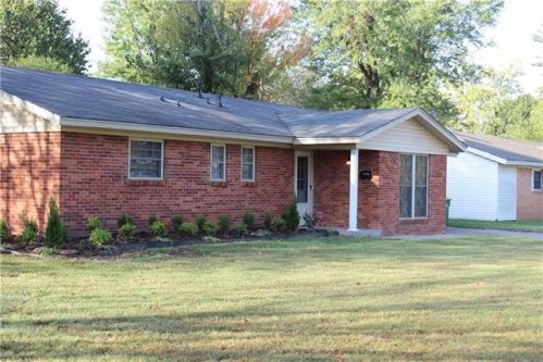 1403 Crawford Ave, Springdale, AR 72764-3114