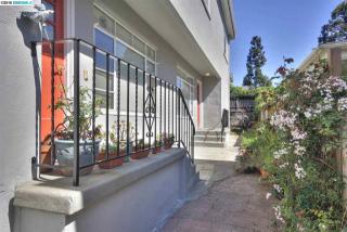 1509 Curtis St, Berkeley, CA 94702-1134