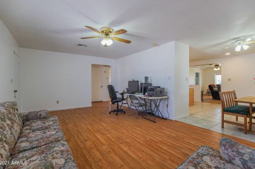 4701 40 Dr, Phoenix AZ 85019-1428 exterior