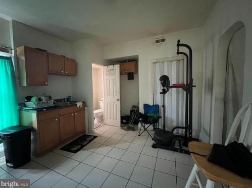 220 Hanover St, Trenton NJ exterior