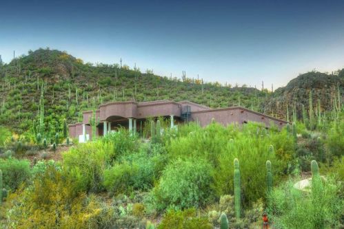 9953 Silverbell Rd, Tucson, AZ 85743-7155