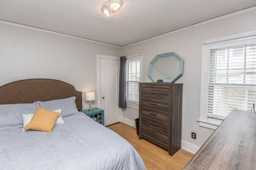 1458 55, Milwaukee WI 53214-5243 exterior