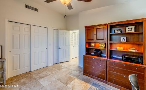 4061 Quiet Moon Dr, Tucson AZ  85718-3427 exterior